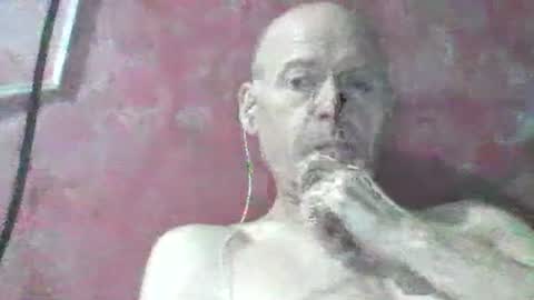 oldbuthorny62 online show from June 12, 2026, 3:05 am