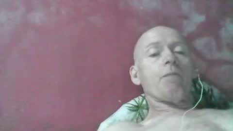 oldbuthorny62 online show from June 17, 2026, 3:42 am