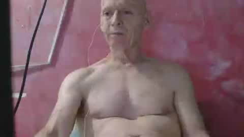 oldbuthorny62 online show from June 24, 2026, 8:13 am
