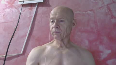 oldbuthorny62 online show from July 3, 2026, 1:12 am