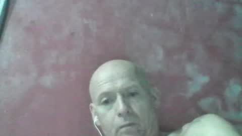 oldbuthorny62 online show from July 5, 2026, 11:23 pm