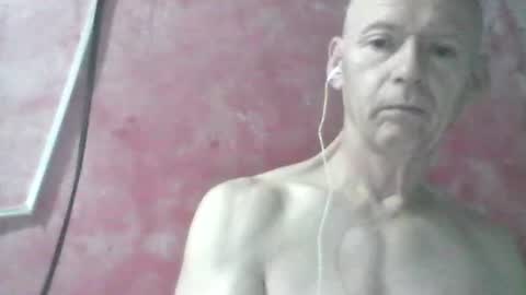 oldbuthorny62 online show from July 18, 2026, 1:10 am