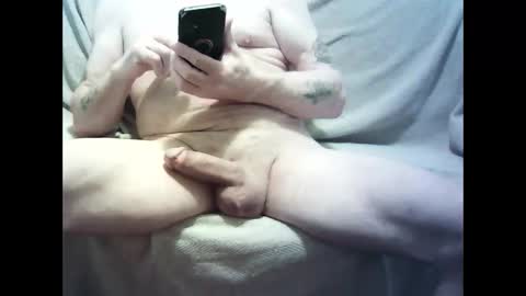 Snapshot of oldercock1411 chatting on March 7, 2026, 12:13 pm oldercock1411 online show from March 7, 2026, 12:13 pm