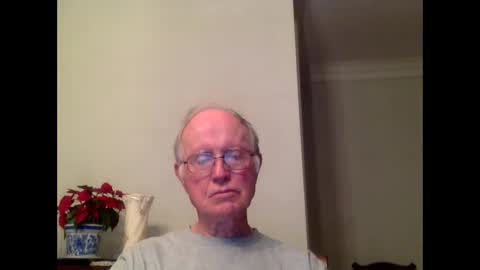 olderthandirt69 online show from December 27, 2024, 3:42 am