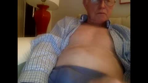 olderthandirt69 online show from January 14, 2025, 3:11 am