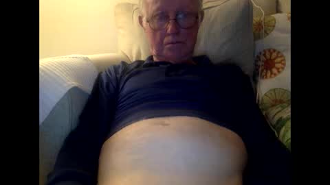 olderthandirt69 online show from January 21, 2025, 3:04 am