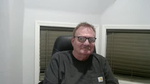 oldguybigd online show from May 19, 2026, 4:41 am