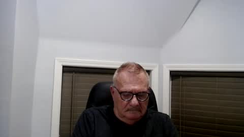 oldguybigd online show from July 14, 2026, 3:22 am