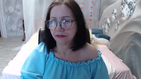 Snapshot of olgahottie chatting on February 19, 2026, 12:06 am OlgaHottie online show from February 19, 2026, 12:06 am