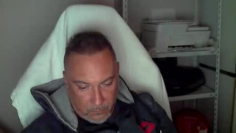 olimpio1230 online show from October 3, 2025, 3:42 pm