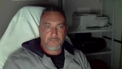 olimpio1230 online show from October 16, 2025, 4:52 pm