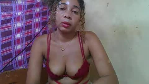 olinaa online show from May 3, 2026, 1:50 pm