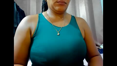 olivahot30 online show from March 2, 2025, 3:13 am