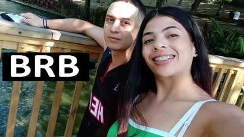 Snapshot of oliver_and_megan chatting on December 4, 2024, 10:35 am Oliver and MeganIndependent online show from December 4, 2024, 10:35 am