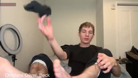 Oliver Beck online show from November 30, 2025, 7:07 pm