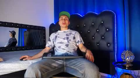 Oliver Benedetti online show from February 4, 2026, 3:45 am