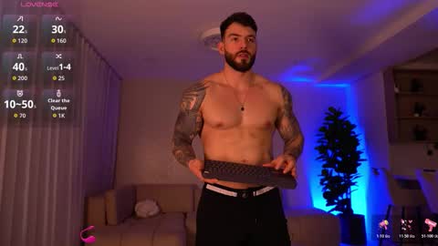 oliver_colt__ online show from October 22, 2025, 11:26 pm