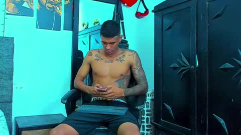 Snapshot of oliver_smith_2 chatting on November 23, 2025, 12:16 pm oliver_smith_2 online show from November 23, 2025, 12:16 pm