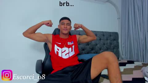 oliver_smith_2 online show from June 29, 2026, 4:07 pm
