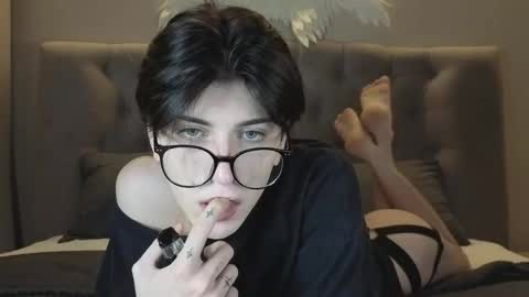 Snapshot of oliver_star_boy chatting on January 6, 2026, 3:32 am oliver online show from January 6, 2026, 3:32 am