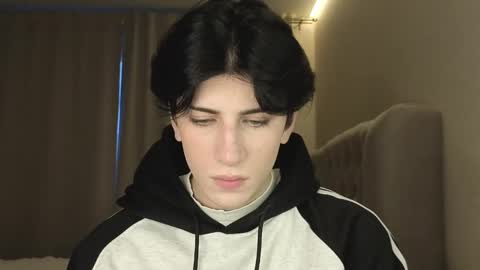 oliver online show from February 26, 2026, 2:49 pm