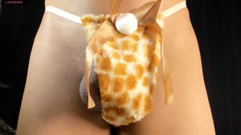 Oliver  online show from October 30, 2025, 10:06 am