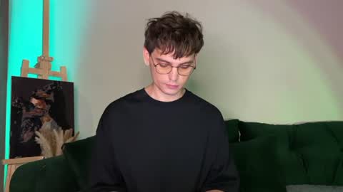 oliverlawrence online show from July 1, 2026, 9:47 pm