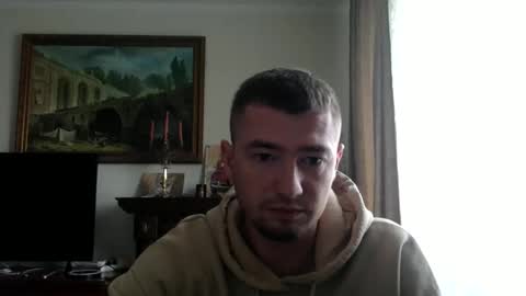 Snapshot of oliverlucky chatting on October 18, 2025, 8:37 am CryotoneX online show from October 18, 2025, 8:37 am