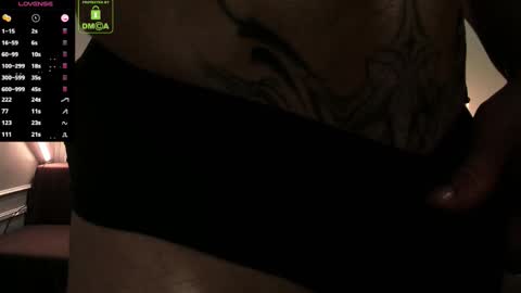 Snapshot of oliversport chatting on November 11, 2025, 3:45 pm OliverSport online show from November 11, 2025, 3:45 pm