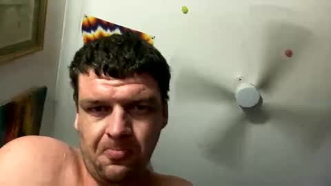 Snapshot of oliversunley22 chatting on January 13, 2026, 1:16 pm oliversunley22 online show from January 13, 2026, 1:16 pm