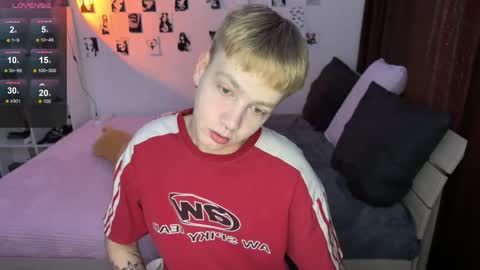 oliver online show from September 22, 2025, 6:37 am