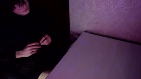 oliverrrtwink online show from March 12, 2026, 3:51 pm