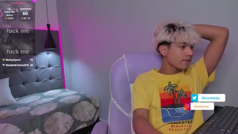 Oliver online show from November 5, 2025, 2:50 pm