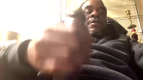 Snapshot of olivertwist1273 chatting on December 2, 2024, 12:09 am olivertwist1273 online show from December 2, 2024, 12:09 am