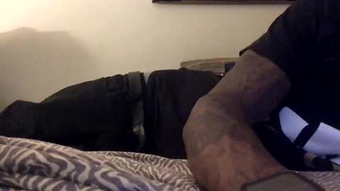 Snapshot of olivertwist1273 chatting on January 5, 2025, 5:51 am olivertwist1273 online show from January 5, 2025, 5:51 am