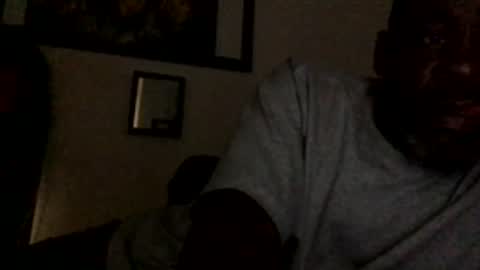 olivertwist1273 online show from May 7, 2026, 6:52 am