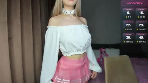 Snapshot of olivia1taylor chatting on November 14, 2025, 7:29 am Olivia online show from November 14, 2025, 7:29 am