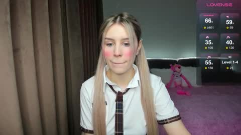 Snapshot of olivia1taylor chatting on November 16, 2025, 7:36 am Olivia online show from November 16, 2025, 7:36 am