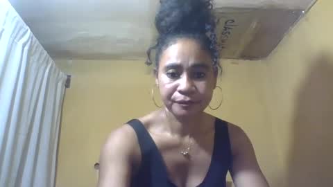 olivia9794 online show from June 15, 2026, 9:11 am