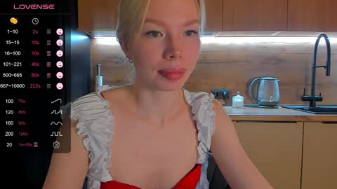 Snapshot of olivia_bells chatting on May 18, 2026, 9:20 pm Olivia 3 online show from May 18, 2026, 9:20 pm