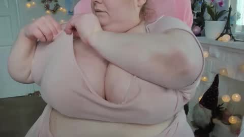 Olivia Gold online show from February 16, 2025, 9:26 am