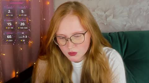 Snapshot of olivia_date chatting on December 10, 2024, 3:55 pm Olivia Date online show from December 10, 2024, 3:55 pm