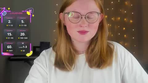 Snapshot of olivia_date chatting on October 4, 2025, 3:43 pm Olivia Date online show from October 4, 2025, 3:43 pm