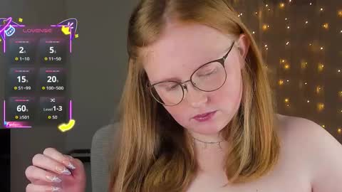 Snapshot of olivia_date chatting on October 15, 2025, 2:39 pm Olivia Date online show from October 15, 2025, 2:39 pm