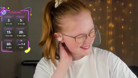 Snapshot of olivia_date chatting on October 21, 2025, 3:02 pm Olivia Date online show from October 21, 2025, 3:02 pm