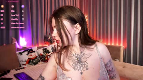 Snapshot of olivia_devis chatting on January 13, 2025, 11:08 am SaraConor online show from January 13, 2025, 11:08 am
