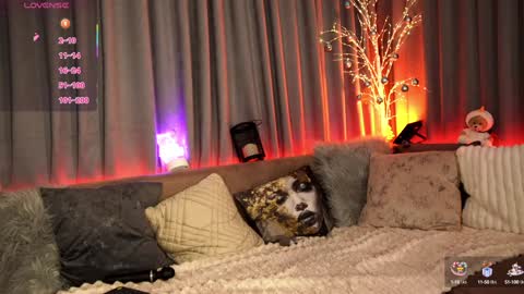 Snapshot of olivia_devis chatting on February 5, 2025, 12:27 pm SaraConor online show from February 5, 2025, 12:27 pm