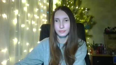 Snapshot of olivia_dream1 chatting on December 19, 2024, 10:32 pm Olivia online show from December 19, 2024, 10:32 pm