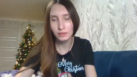 Snapshot of olivia_dream1 chatting on December 25, 2024, 8:07 pm Olivia online show from December 25, 2024, 8:07 pm
