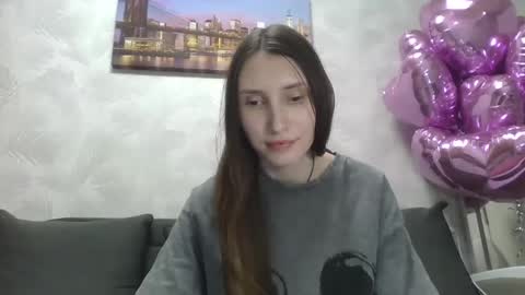 Snapshot of olivia_dream1 chatting on February 16, 2025, 10:43 pm Olivia online show from February 16, 2025, 10:43 pm